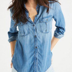 American Eagle Jean Button Up